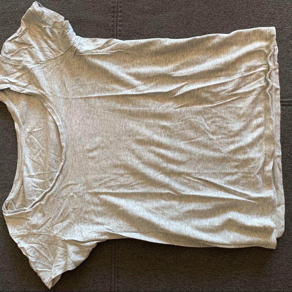 Basic gray t shirt